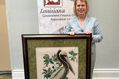 Diane-Allison-with-Pelican-Award